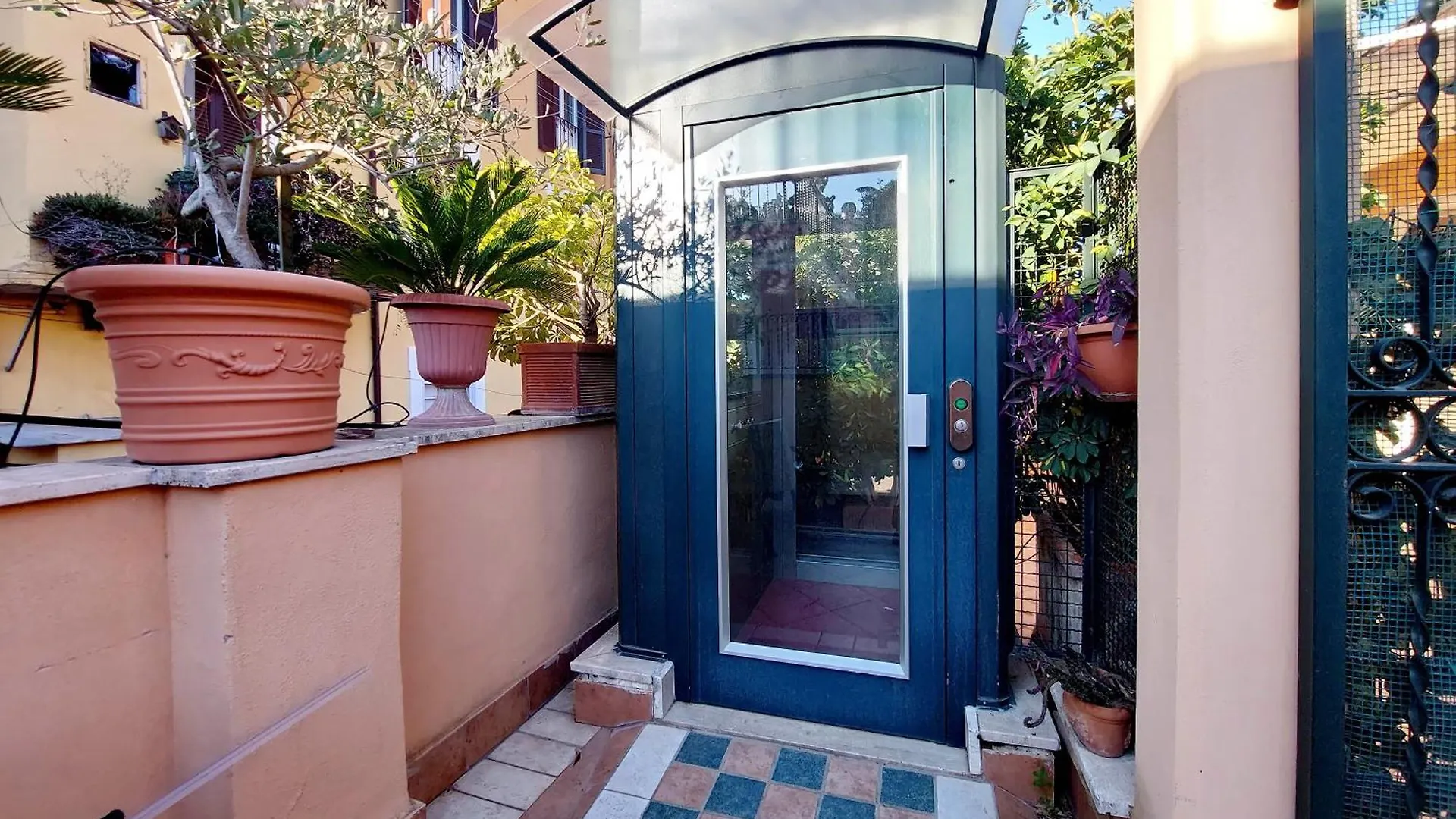 Apartment Domus Monami Dreams & Terrace In Trastevere Rome